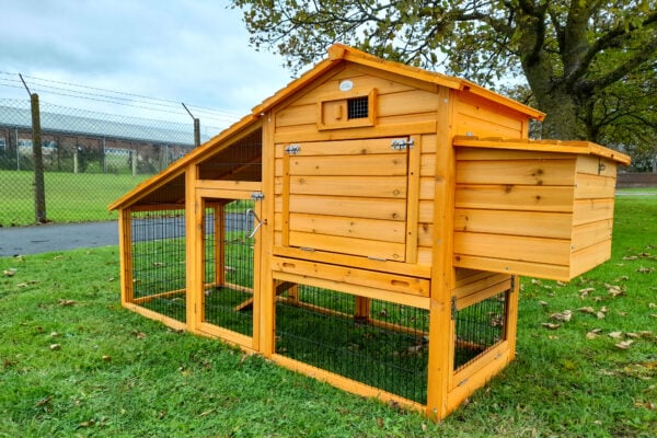 Granary Chicken Coop & Run