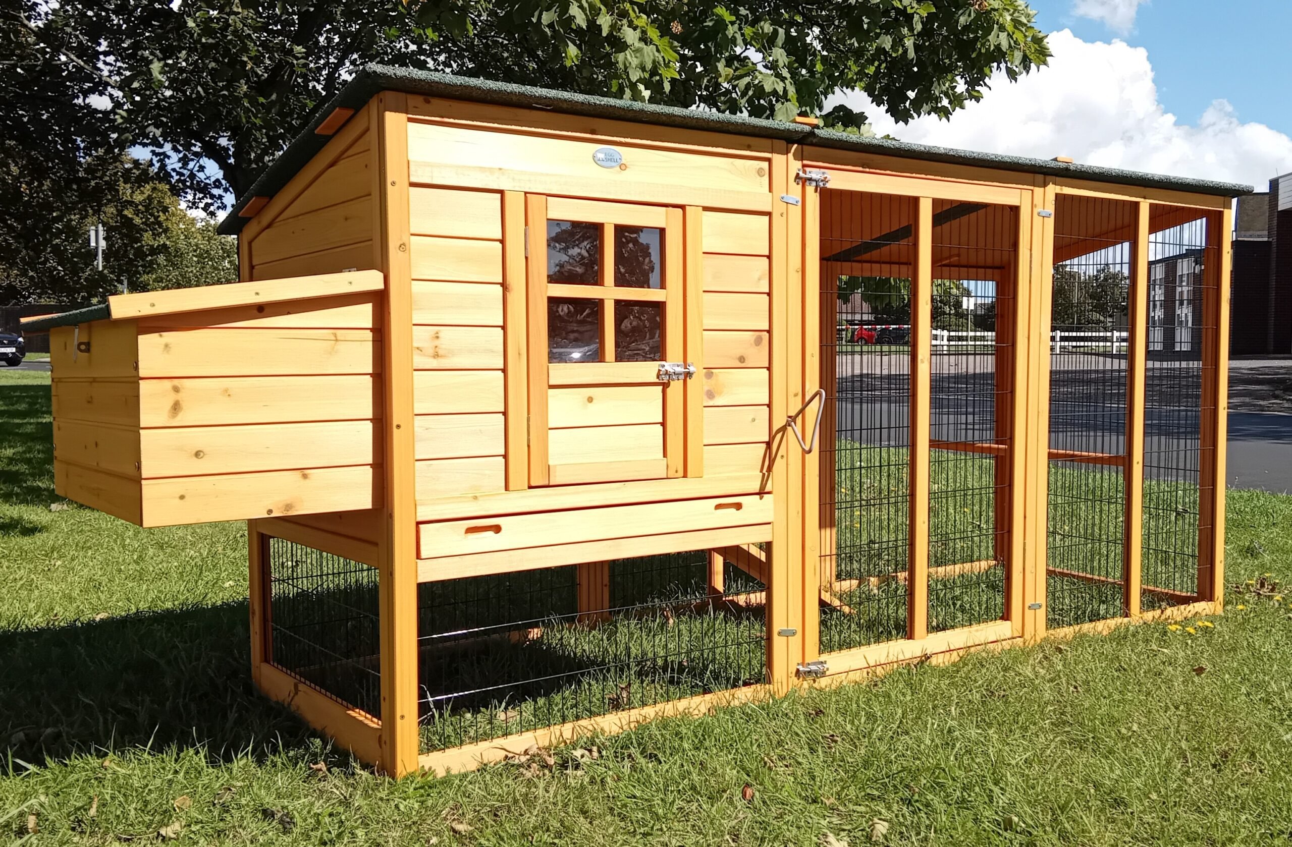 Windsor Design Chicken Coop & Run - Fox Resistant