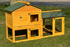 Smokey Natural - Fox Proof Large Rabbit Hutch 5FT Long with welded and coated 3mm wire