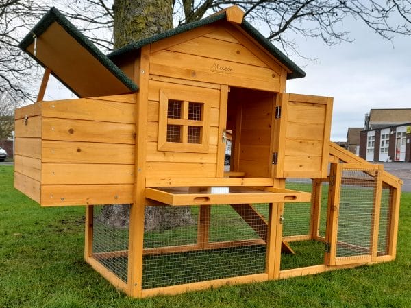 Raised Hutch Chicken Coop with Run