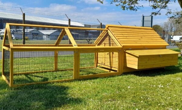 Fox Resistant Chicken Coop - Nelly with 2 Meter Run Design