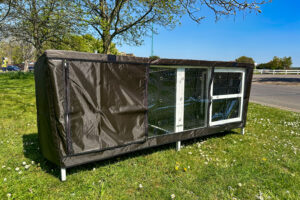 rain cover for thumper rabbit hutch