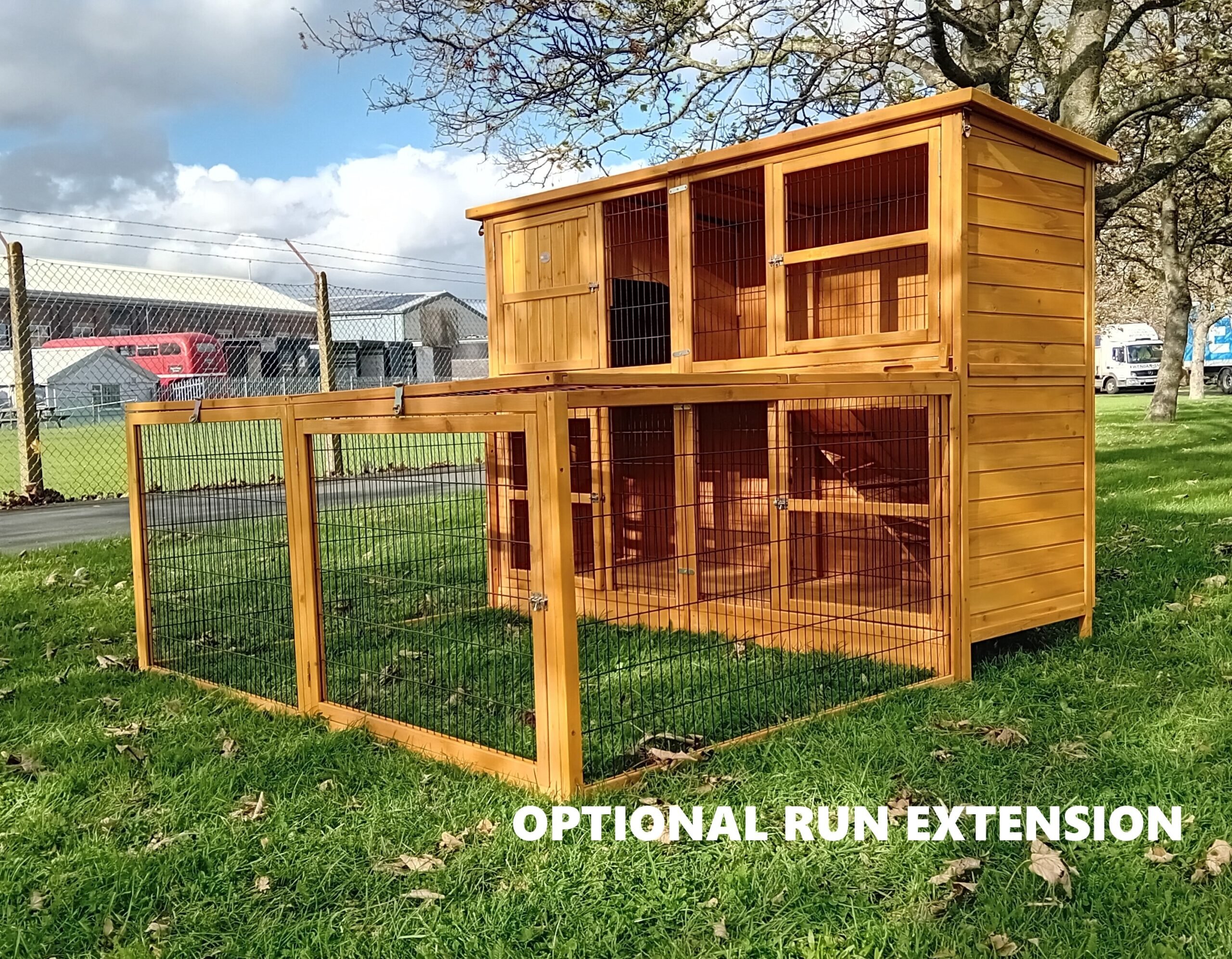 THUMPER DELUXE XL Rabbit Hutch – Welfare Standard Approved - Image 7